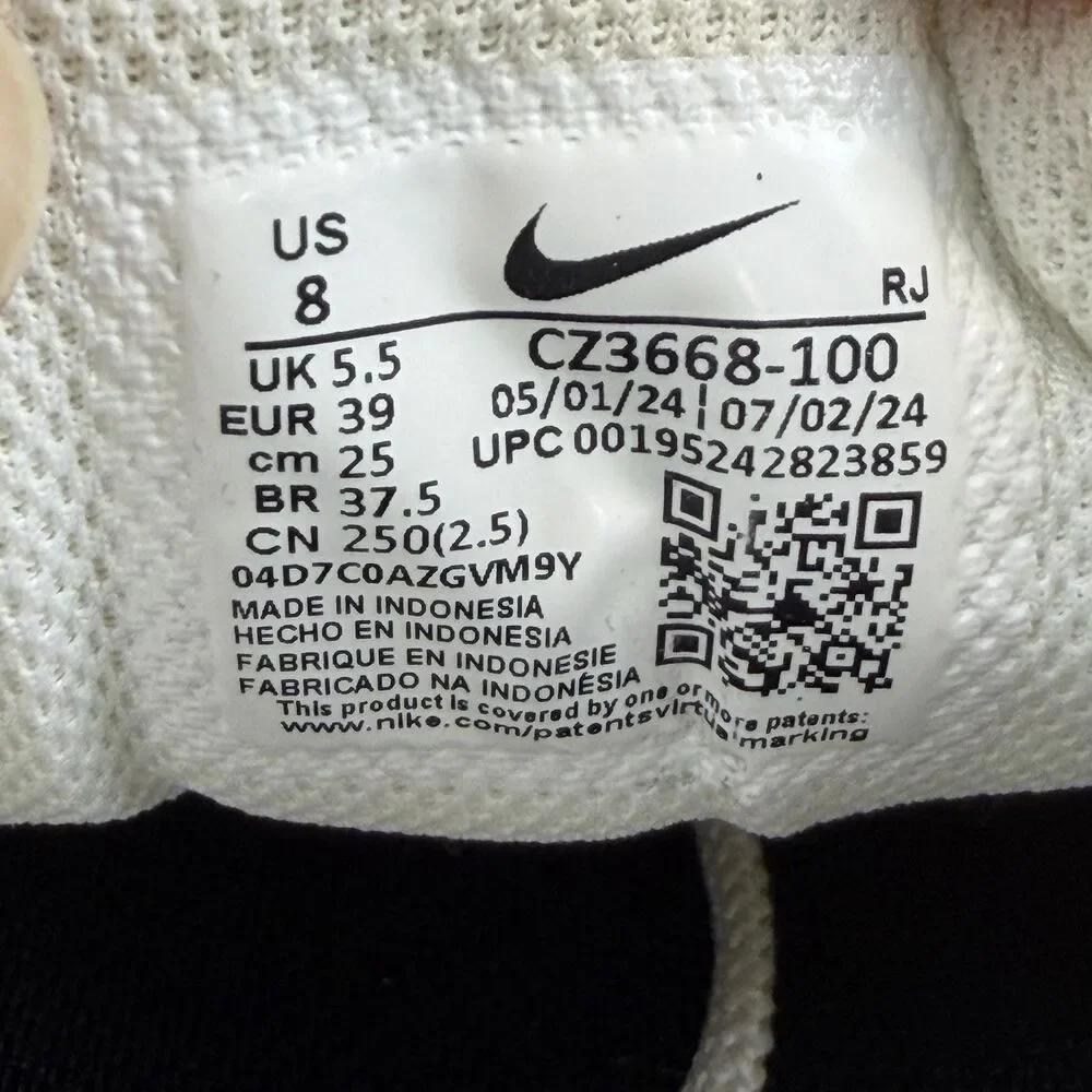 Nike Shoes Womens Size 8 White Black Mesh Training Gym Sneakers CZ3668-100